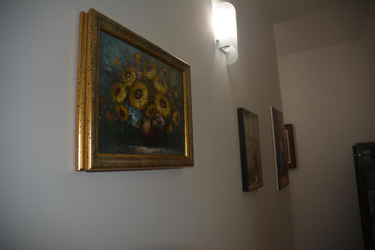 Art B&B 卡尔塔尼塞塔 外观 照片